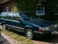 Grün Gebraucht 1991 Volvo 940 Kombi | 3.500 €