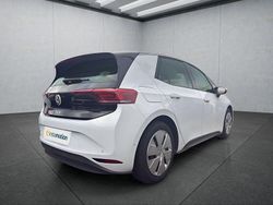 Weiß Gebraucht 2024 VW ID.3 Pro Kleinwagen | 29.949 € (Fairer Preis)