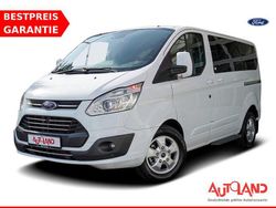 Weiß Gebraucht 2017 Ford Tourneo Custom Titanium Van / Kleinbus | 28.990 € (Fairer Preis)