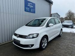 Weiß Gebraucht 2012 VW Golf Plus Cross Comfortline Van / Kleinbus | 11.445 € (Teuer)