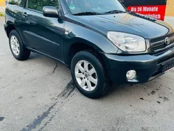 Grau Gebraucht 2004 Toyota RAV4 Basis SUV | 4.990 € (Fairer Preis)