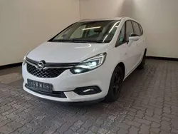 Schneeweiss/summitwhite/arctic Gebraucht 2017 Opel Zafira Tourer Business Edition Van / Kleinbus | 12.885 € (Etwas zu teuer)