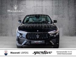 Nero ribelle Gebraucht 2022 Maserati Levante SUV | 59.999 € (Fairer Preis)
