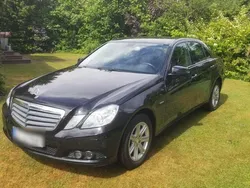 Schwarz Gebraucht 2011 Mercedes E200 Limousine | 9.600 € (Superpreis)