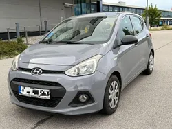 Grau Gebraucht 2016 Hyundai i10 Style Kleinwagen | 4.499 € (Guter Preis)