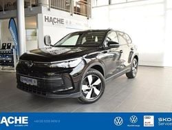 Schwarz Neu 2025 VW Tiguan SUV | 58.345 € (Etwas zu teuer)