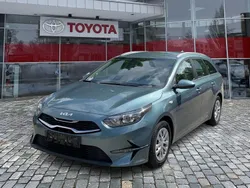Blau (metallic) Gebraucht 2023 Kia Ceed Kombi | 16.990 € (Superpreis)