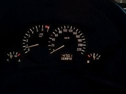 Blau Gebraucht 2004 Opel Corsa Kleinwagen | 4.000 €