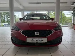 Reinrot Gebraucht 2024 Seat Leon Style Kombi | 21.970 € (Guter Preis)