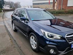 Blau Gebraucht 2019 Subaru Outback SUV | 15.900 € (Guter Preis)