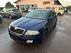 Blau Gebraucht 2006 Skoda Octavia Ambiente Kombi | 1.699 € (Guter Preis)