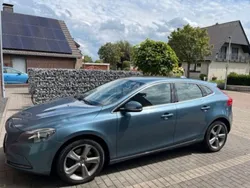 Blau Gebraucht 2013 Volvo V40 Business Edition Kombi | 12.000 €