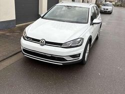 Weiß Gebraucht 2019 VW Golf VII Kombi | 21.990 € (Guter Preis)