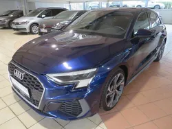 Blau Gebraucht 2022 Audi A3 Sportback S-Line Limousine | 27.845 € (Guter Preis)