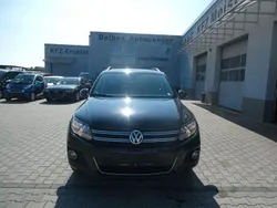 Schwarz Gebraucht 2011 VW Tiguan Sportline SUV | 7.950 € (Fairer Preis)