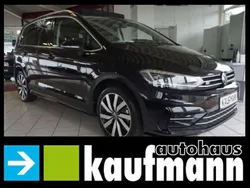 Schwarz Gebraucht 2024 VW Touran R-line Van / Kleinbus | 36.990 € (Etwas zu teuer)