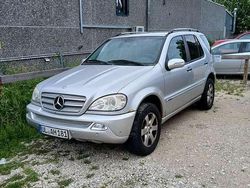 Silber Gebraucht 2005 Mercedes ML270 SUV | 5.500 € (Fairer Preis)