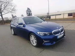 Blau Gebraucht 2020 BMW 320 Luxury Line Kombi | 29.500 € (Guter Preis)