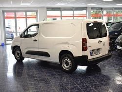 Jade weiss/arktis weiss Gebraucht 2021 Opel Combo Van / Kleinbus | 11.470 € (Guter Preis)