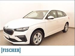 Weiß Gebraucht 2025 Skoda Scala Essence Kleinwagen | 20.870 € (Guter Preis)