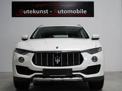Weiß Gebraucht 2018 Maserati Levante SUV | 42.900 € (Superpreis)