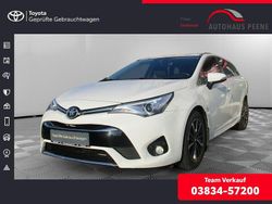 Weiß Gebraucht 2018 Toyota Avensis Team Kombi | 16.887 € (Fairer Preis)