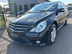 Schwarz Gebraucht 2006 Mercedes R500 AMG Van / Kleinbus | 11.900 € (Guter Preis)