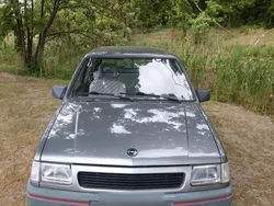 Grau Gebraucht 1993 Opel Corsa Kleinwagen | 1.399 €