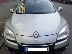 Silber Gebraucht 2014 Renault Mégane III Initiale Paris Limousine | 3.200 € (Superpreis)