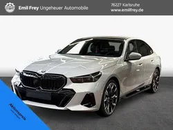 Grau Neu 2024 BMW 540 M Sport Limousine | 79.990 € (Guter Preis)