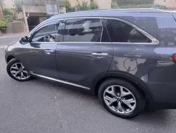 Gebraucht 2016 Kia Sorento Spirit SUV | 12.000 € (Fairer Preis)