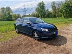 Blau Gebraucht 2016 Skoda Fabia Kombi | 5.450 € (Fairer Preis)