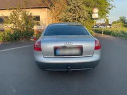 Grau Gebraucht 2000 Audi A6 Limousine | 1.000 € (Superpreis)