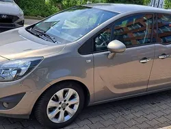 Beige Gebraucht 2013 Opel Meriva Edition Van / Kleinbus | 5.250 € (Etwas zu teuer)