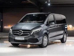 Lackfarbe selenitgrau Gebraucht 2020 Mercedes V300 Sport Van / Kleinbus | 42.980 € (Superpreis)