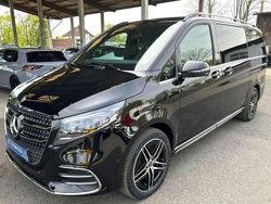 Schwarz Gebraucht 2025 Mercedes V300 AMG line Van / Kleinbus | 96.000 €