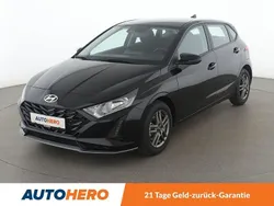 Schwarz Gebraucht 2023 Hyundai i20 Trend Kleinwagen | 18.260 € (Guter Preis)