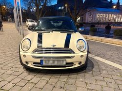Weiß Gebraucht 2006 Mini Cooper Coupé Coupé | 2.200 € (Guter Preis)