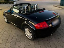 Schwarz Gebraucht 2001 Audi TT Roadster Cabrio | 3.500 € (Fairer Preis)