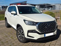 Weiß Gebraucht 2021 Ssangyong (KGM) Rexton Quartz SUV | 22.999 €