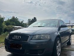 Grau Gebraucht 2005 Audi A3 Limousine | 2.900 € (Etwas zu teuer)