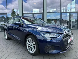 Blau Gebraucht 2022 Audi A3 Sportback e-tron Sport Limousine | 19.891 € (Fairer Preis)