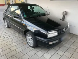 Schwarz Gebraucht 1995 VW Golf Cabriolet Cabrio | 3.100 €
