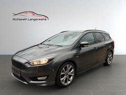 Grau Gebraucht 2018 Ford Focus ST-Line Limousine | 13.499 € (Guter Preis)