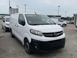 Kaolin weiß Gebraucht 2024 Opel Vivaro Van | 24.490 € (Guter Preis)
