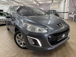 Grau Gebraucht 2010 Peugeot 308 SW Family Kombi | 1.690 €