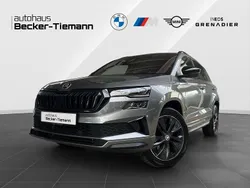Graphitegrey met. Gebraucht 2024 Skoda Karoq SportLine SUV | 34.689 € (Fairer Preis)