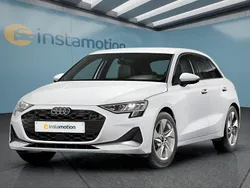 Weiß Gebraucht 2025 Audi A3 Limousine | 29.899 €