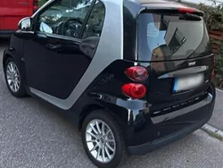 Schwarz Gebraucht 2009 Smart ForTwo Coupé Kleinwagen | 5.000 € (Fairer Preis)