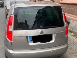 Gelb Gebraucht 2009 Skoda Roomster Van / Kleinbus | 3.500 € (Guter Preis)